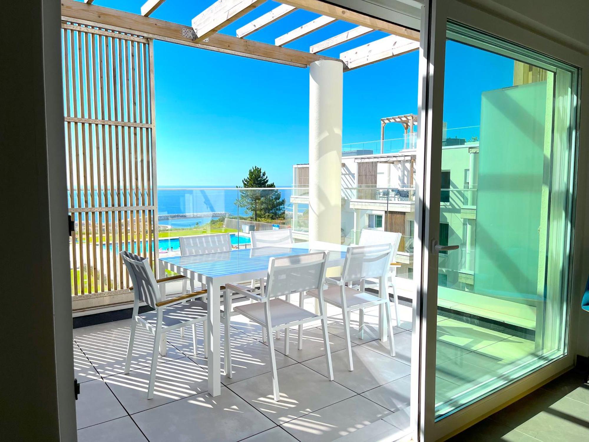 Mar A Vista - Condominium With Pool, Gym And Sea Views Назаре Екстериор снимка