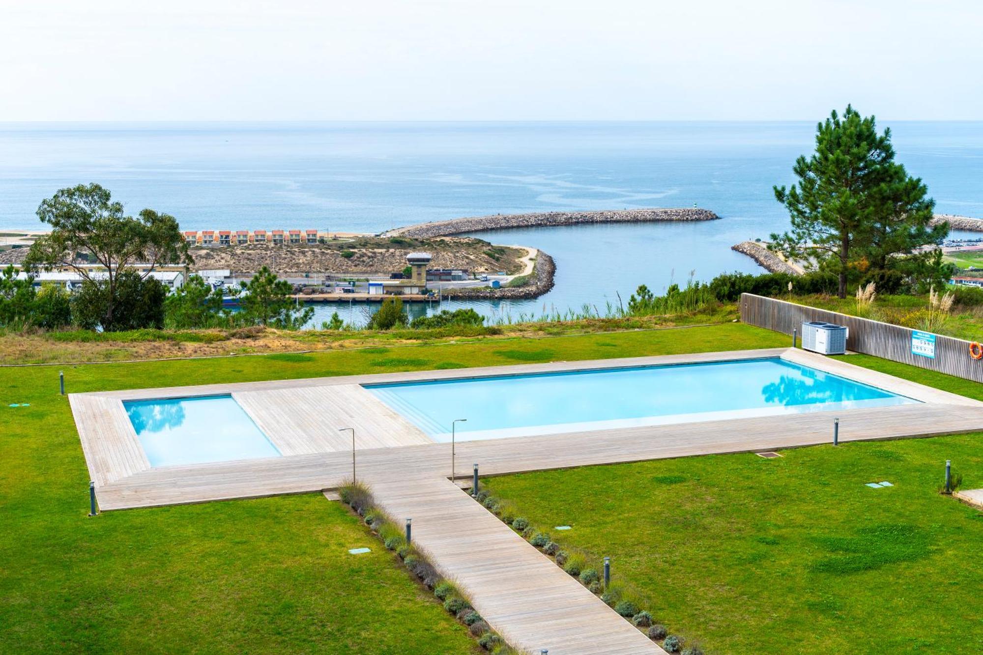Mar A Vista - Condominium With Pool, Gym And Sea Views Назаре Стая снимка